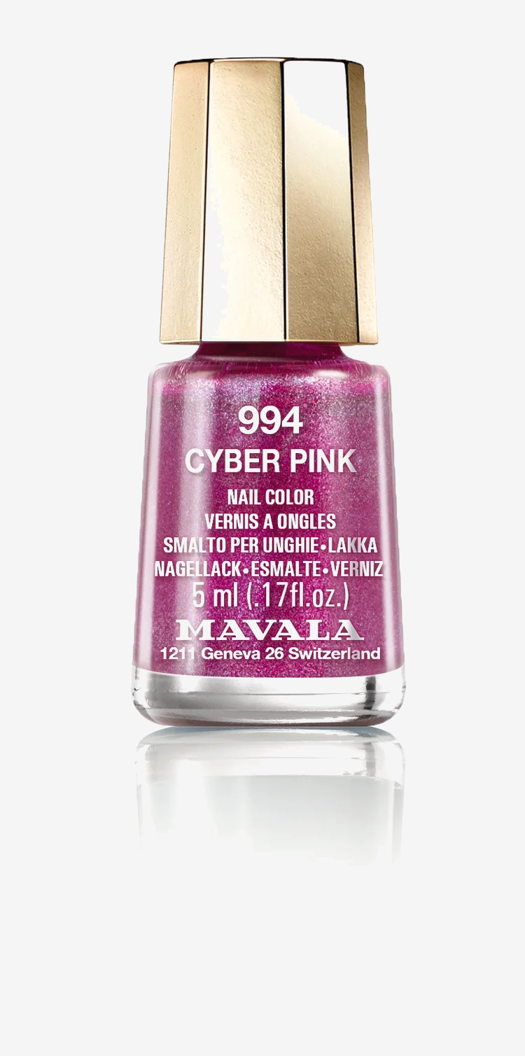 Cyber Chic - image 2