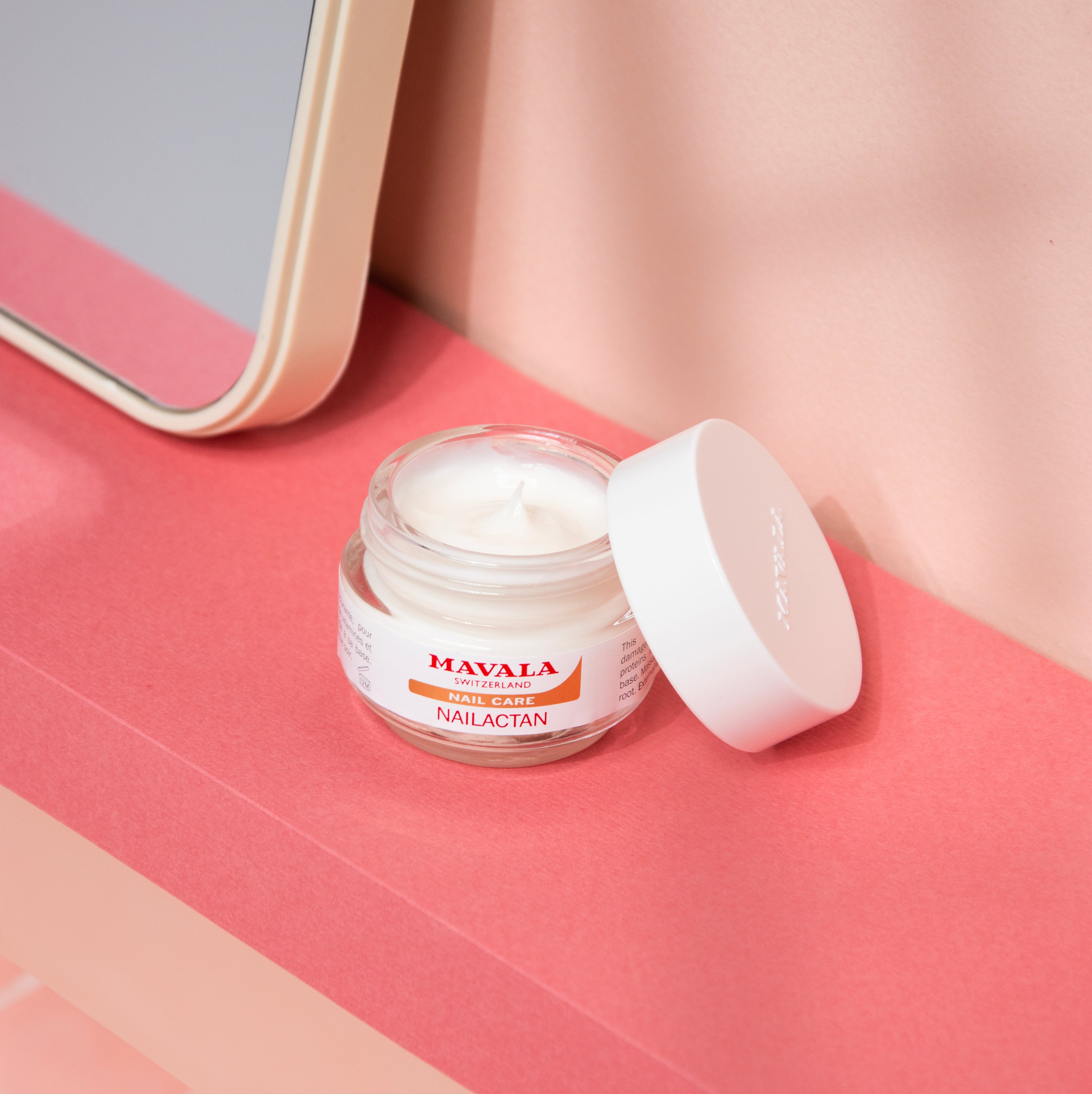Nailactan Jar - image 3