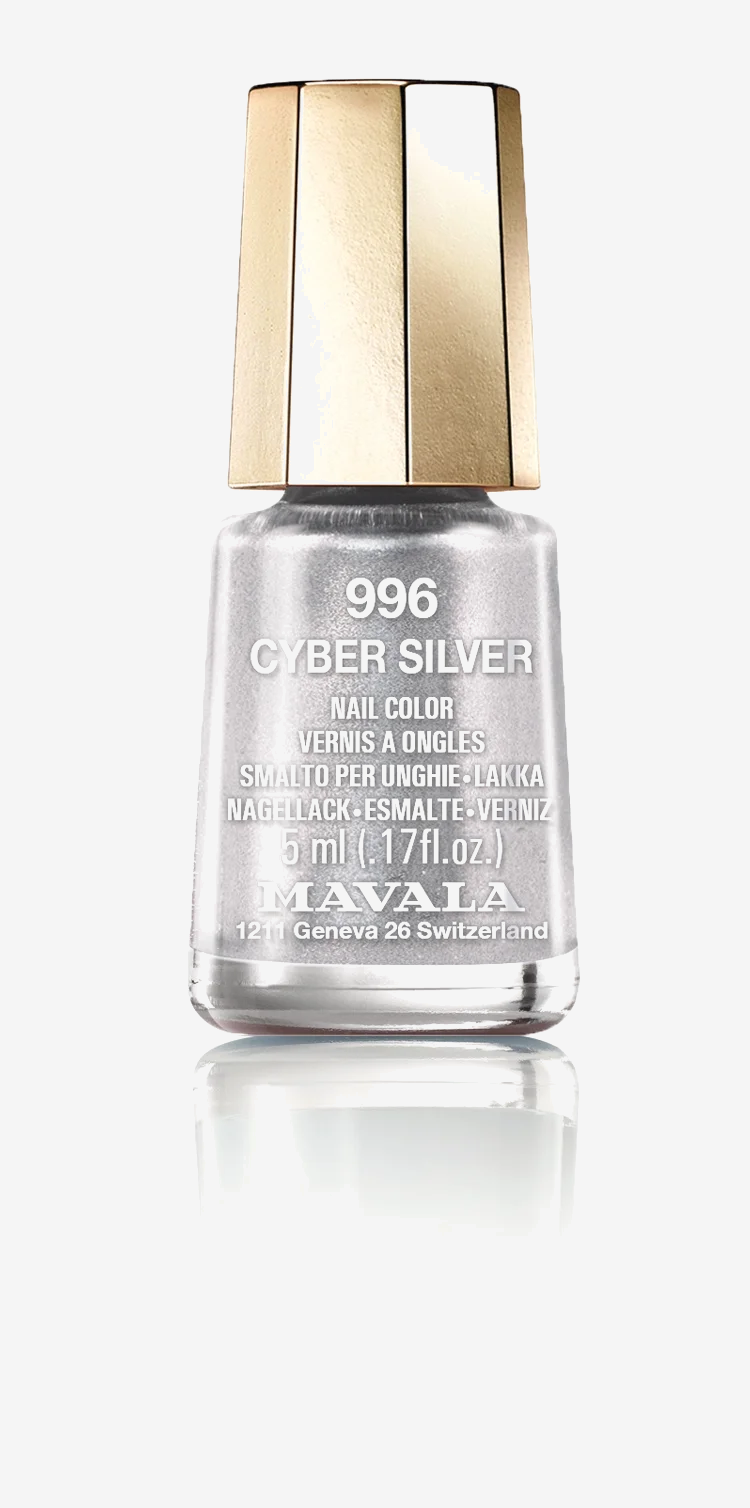 Cyber Chic - image 4